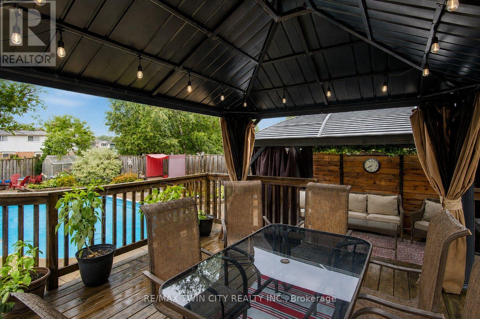 122 BIER CRESCENT - 43