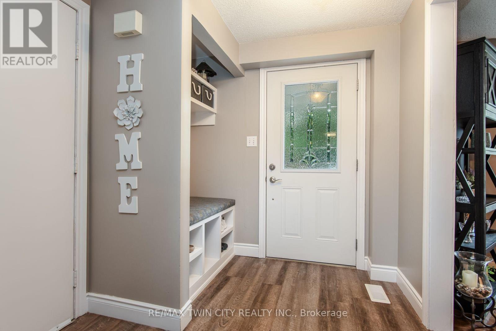 122 BIER CRESCENT - 5