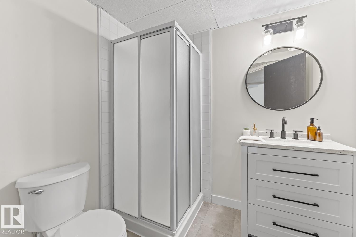 215 18 ST - 32