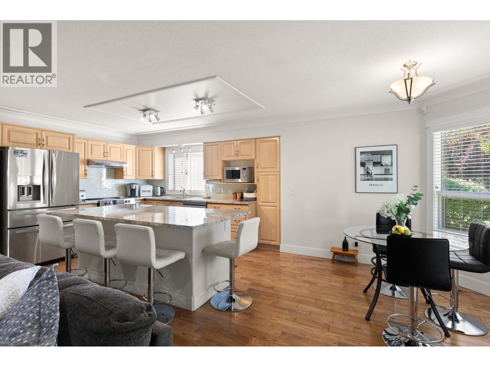 #32 595 Yates Road - 16