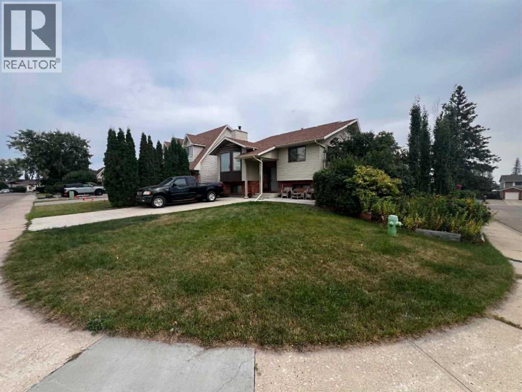 31 Goodall Ave, Red Deer, AB T4P 2R5