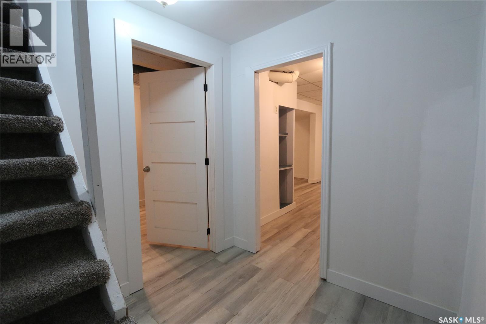 903 Robinson STREET - Image 27