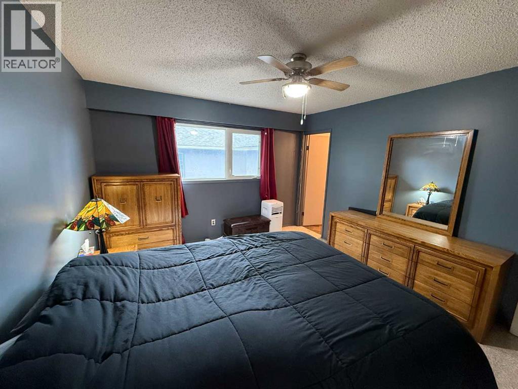 481 Mountain Street - 11