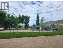 244 2 Avenue, Drumheller, AB T0J1B0 Photo 17