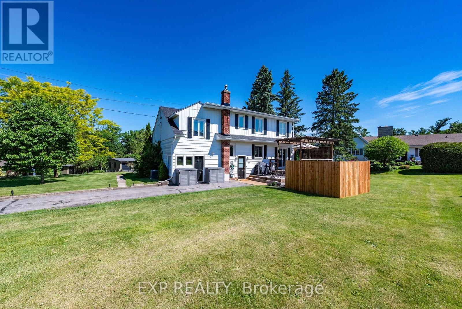 150 STEVENSON CRESCENT - 4