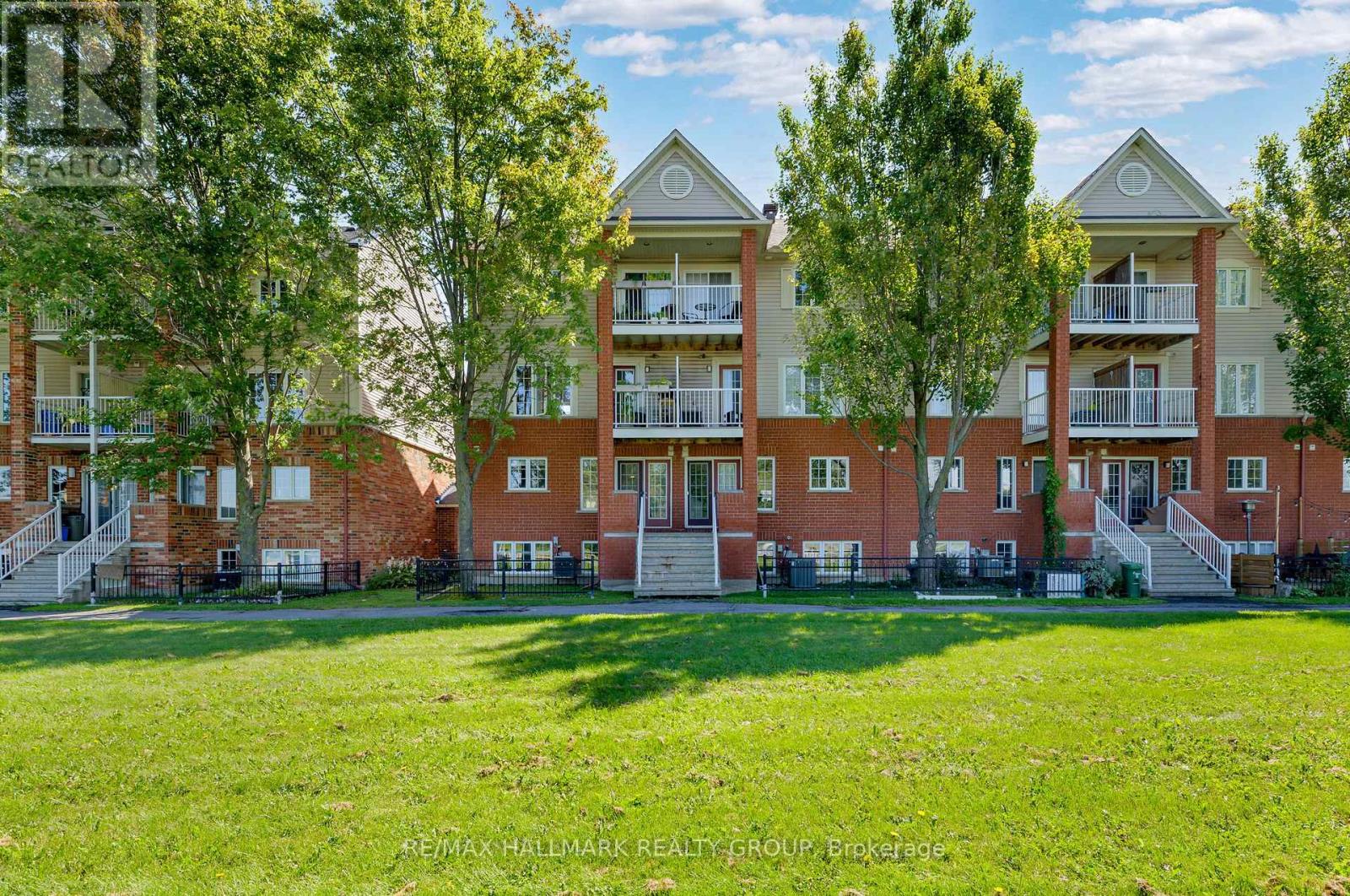 #161 70 EDENVALE DRIVE - 30
