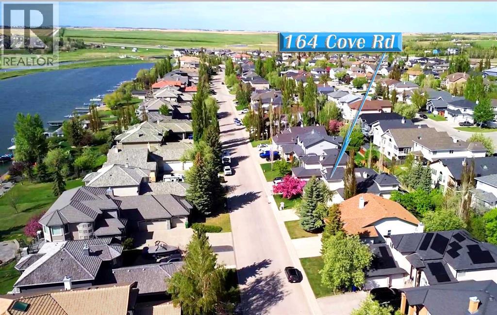 164 COVE Road, Chestermere, Alberta, T1X1E4, Chestermere, Alberta — photo 3 of 5