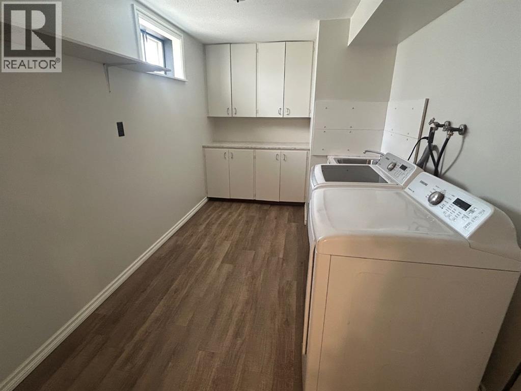 Listing photo – 5201 54 Avenue, Camrose
