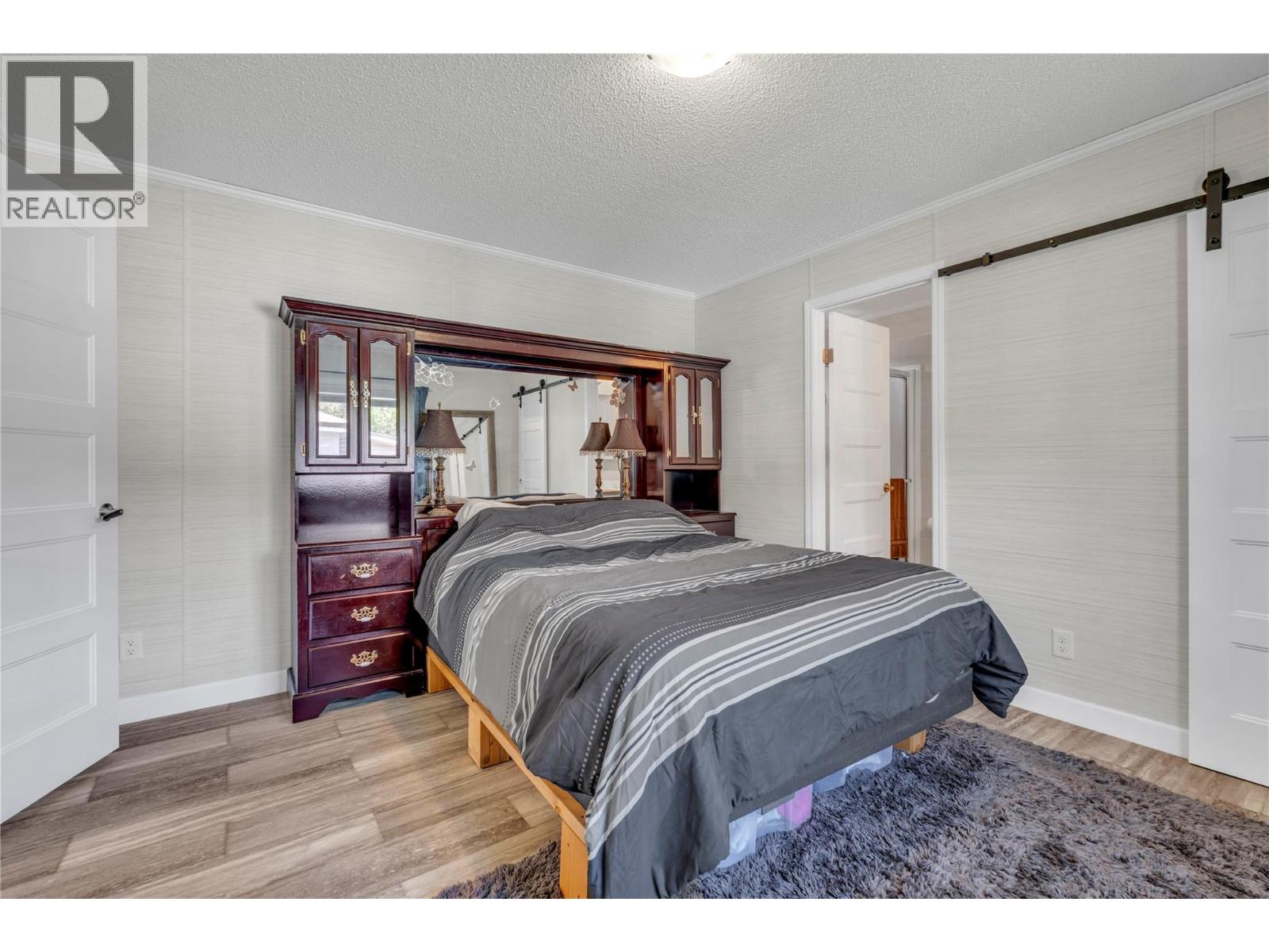#33 473 Corina Ave - 14
