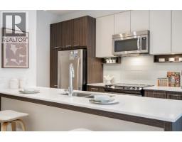 213 618 Como Lake Avenue, Coquitlam, BC V3J0G1 Photo 13