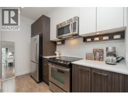 213 618 Como Lake Avenue, Coquitlam, BC V3J0G1 Photo 10