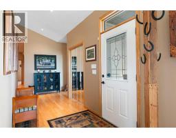Sunroom - 34126 Range Road 20, Rural Red Deer County, AB T0M0K0 Photo 9