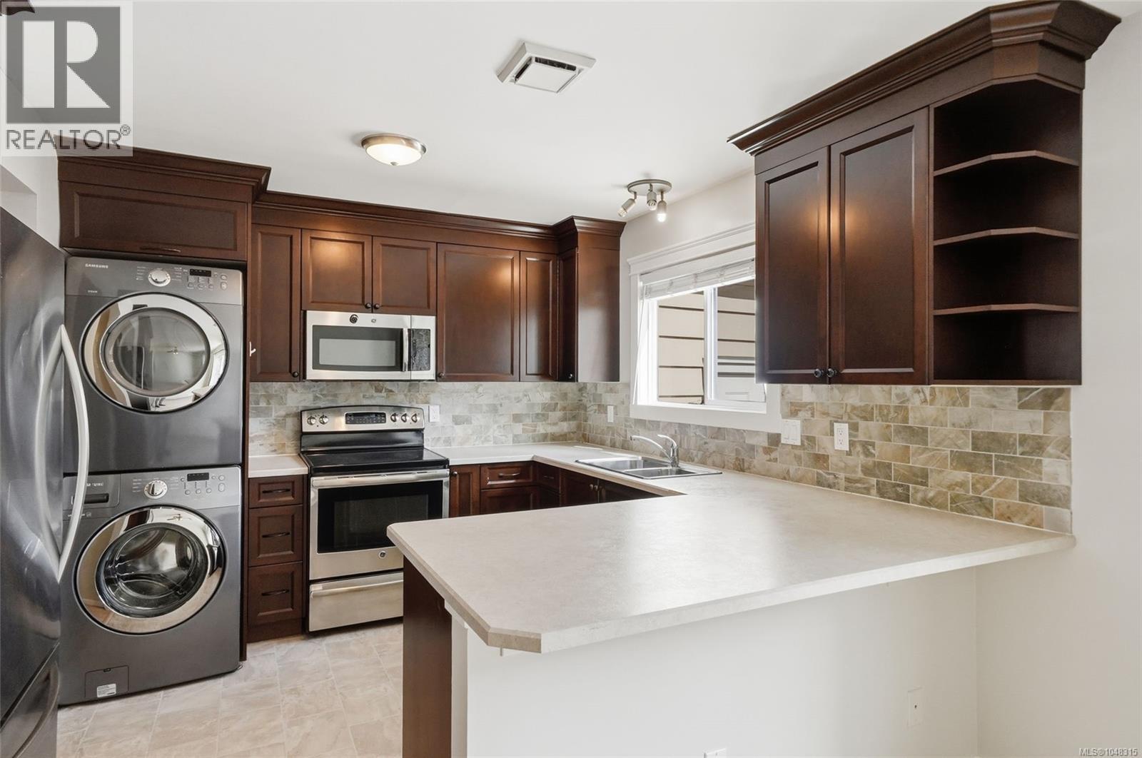 2457 Rosstown Rd, Nanaimo