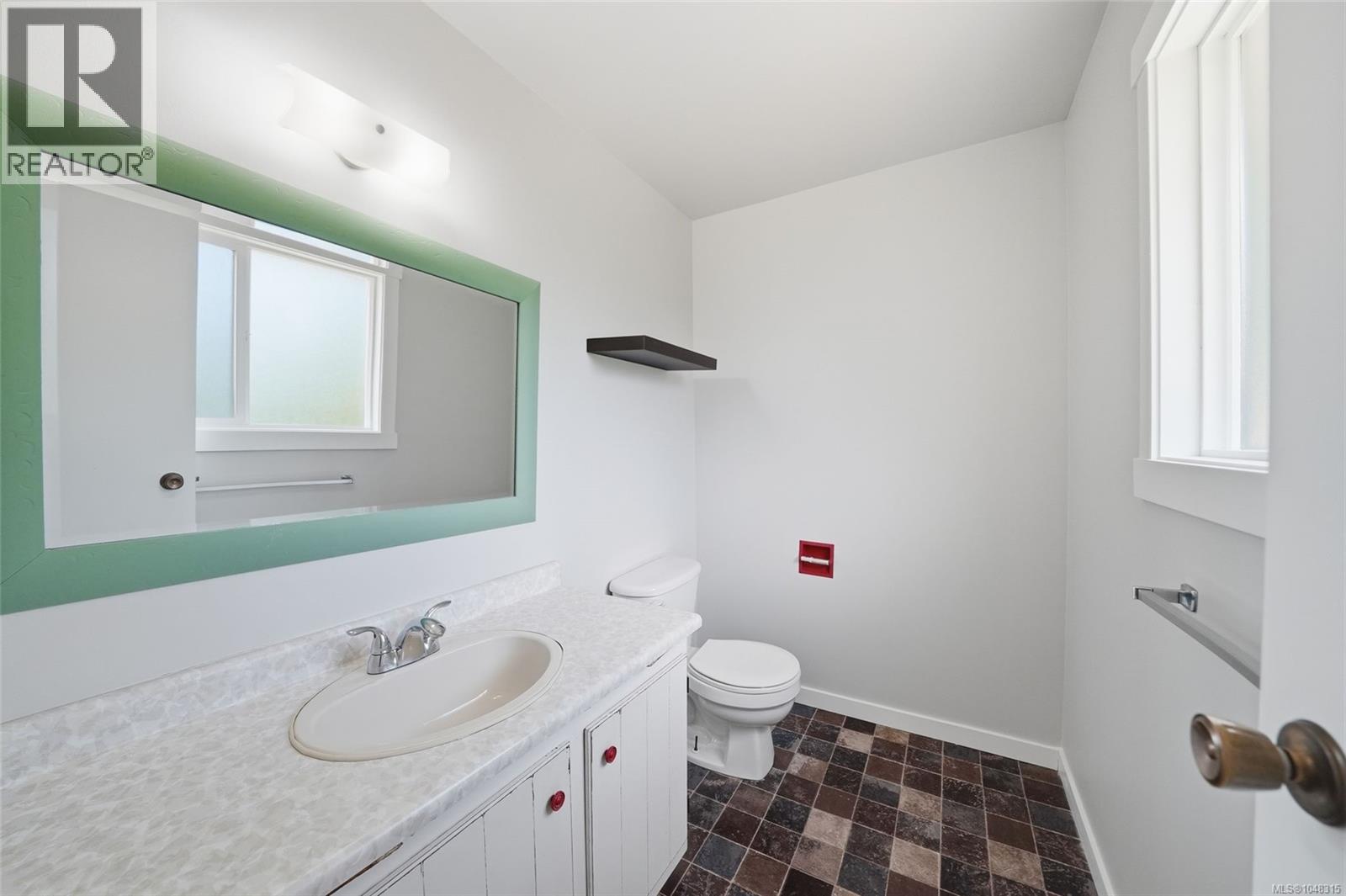 2457 Rosstown Rd, Nanaimo