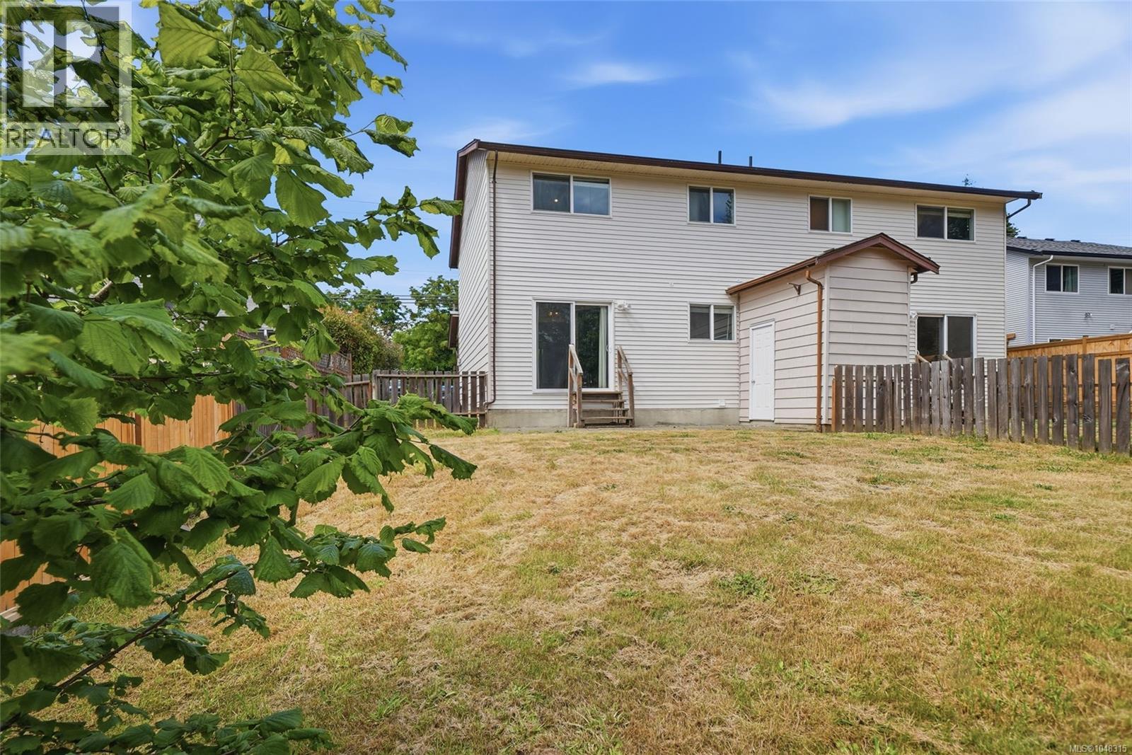 2457 Rosstown Rd, Nanaimo