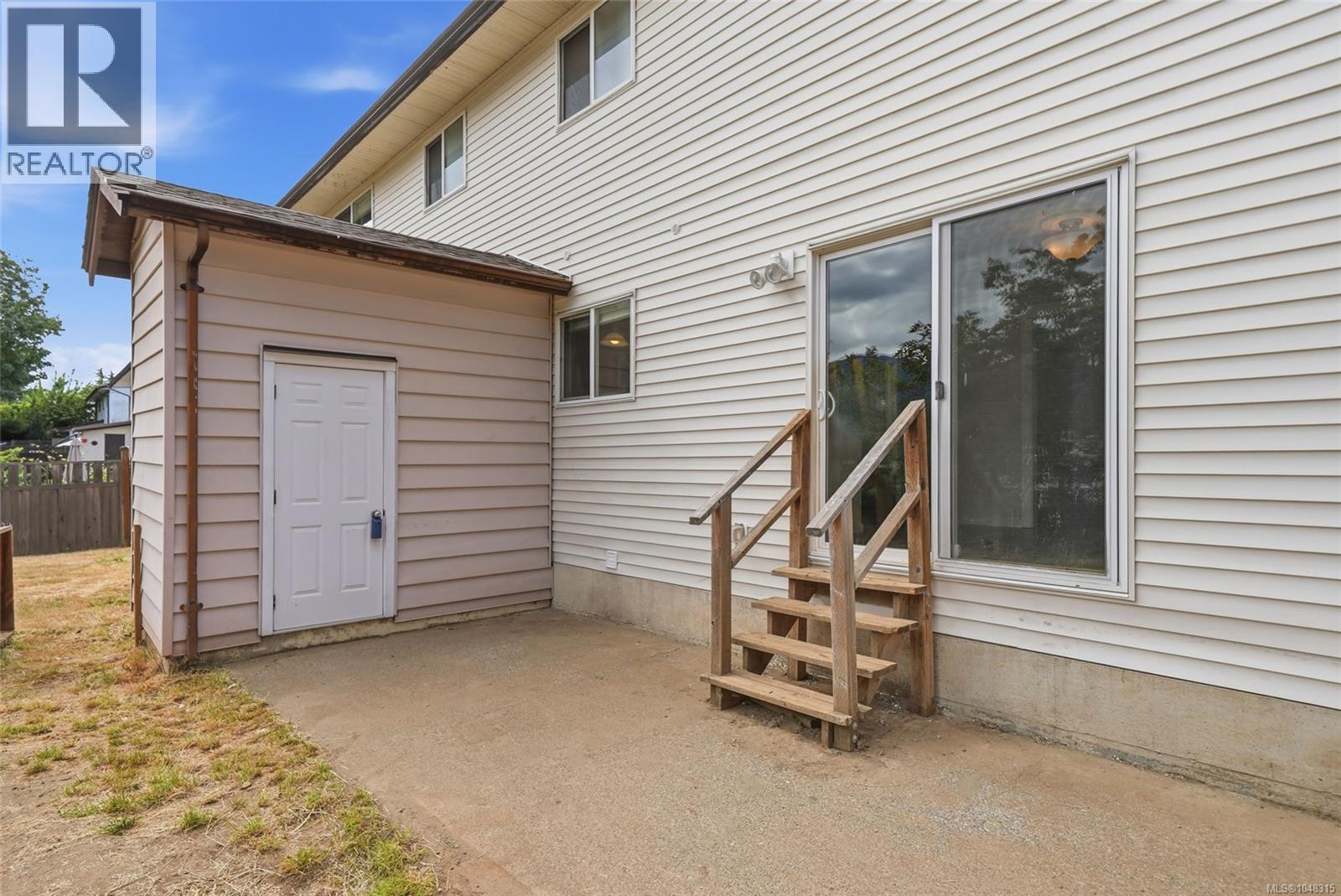 2457 Rosstown Rd, Nanaimo