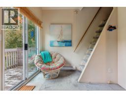 5607 Eagle Harbour Road, West Vancouver, BC V7W1P4 Photo 20
