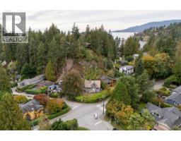 5607 Eagle Harbour Road, West Vancouver, BC V7W1P4 Photo 39