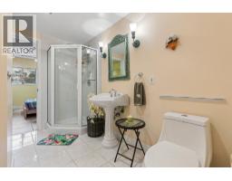 5607 Eagle Harbour Road, West Vancouver, BC V7W1P4 Photo 36