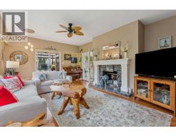 5607 Eagle Harbour Road, West Vancouver, BC V7W1P4 Photo 6