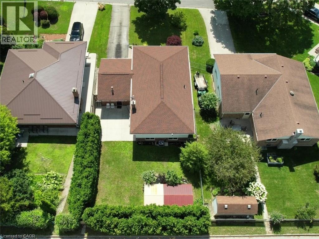 23 CHURCHILL Circle, Simcoe, Ontario, N3Y4Z4, Simcoe, Ontario — photo 3 of 5