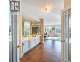 Dining nook - 1465 West Kelowna Road, West Kelowna, BC V1Z3L2 Photo 12