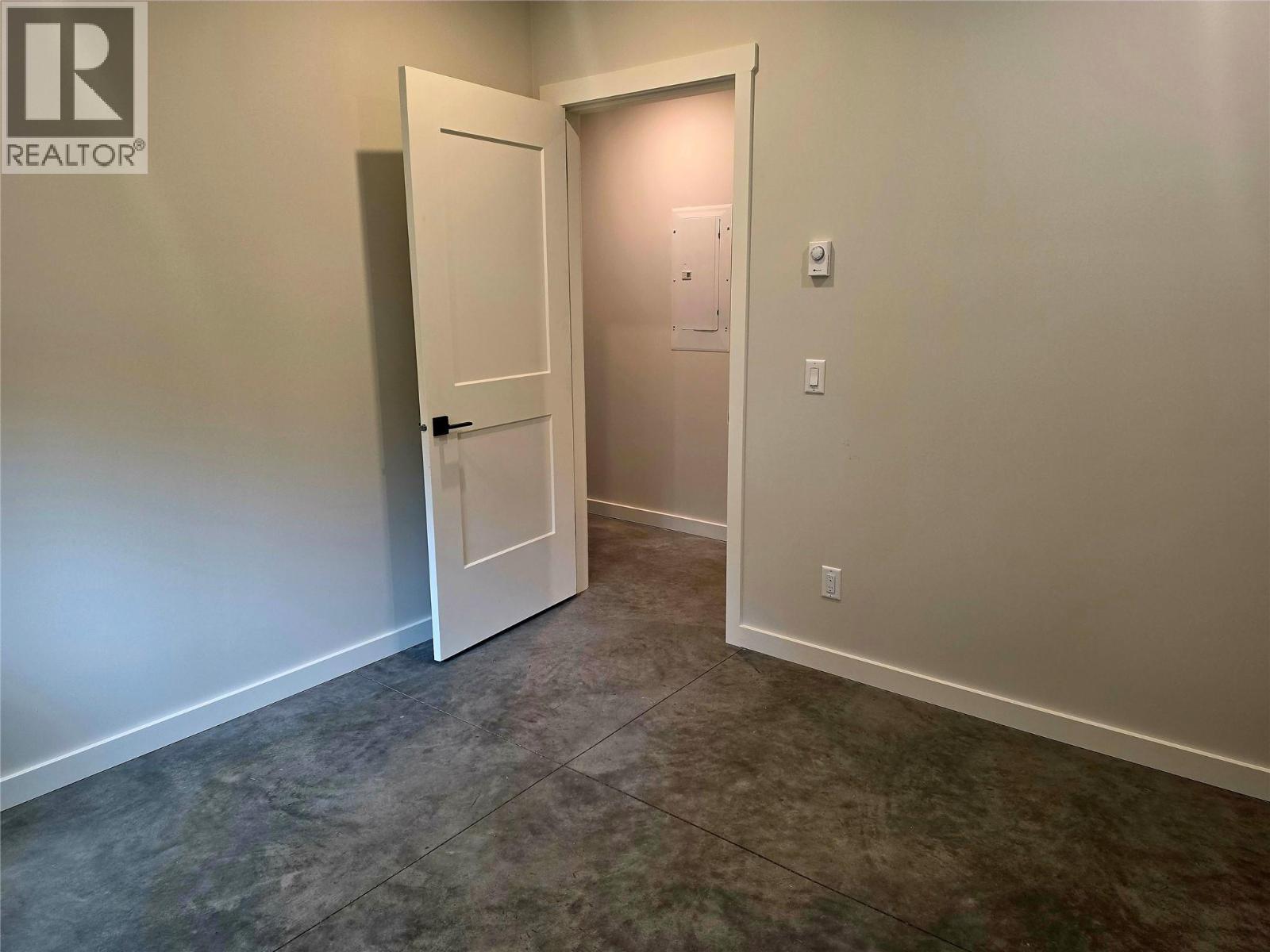 2801 HARLOW Road - 48