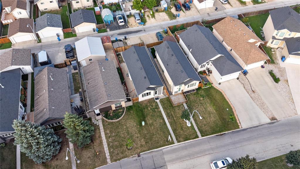 62 La Porte Drive, Winnipeg, Manitoba, R3V0A9, Winnipeg, Manitoba — photo 4 of 5