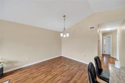 62 La Porte Drive, Winnipeg, MB R3V0A9 Photo 11