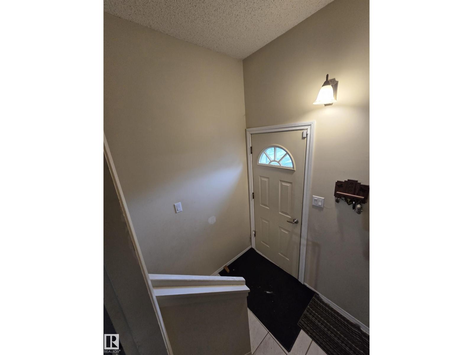 33 Athapaskan Dr, Corinthia Park — photo 29 of 29