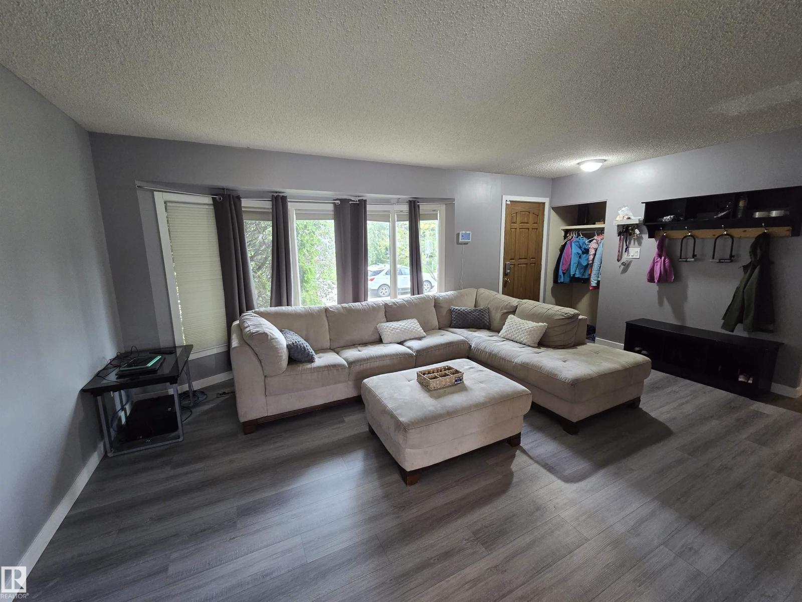 33 Athapaskan DR, Leduc, Alberta, T9E4E4, Leduc, Alberta — photo 4 of 5