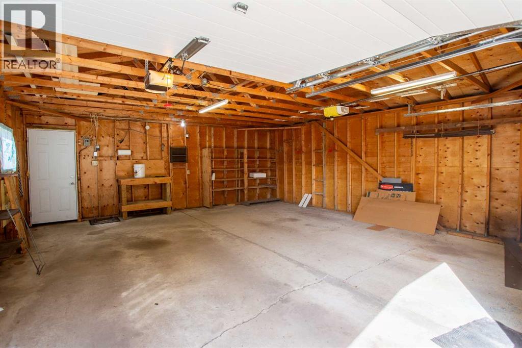 Listing photo – 4513 67 Street, Camrose