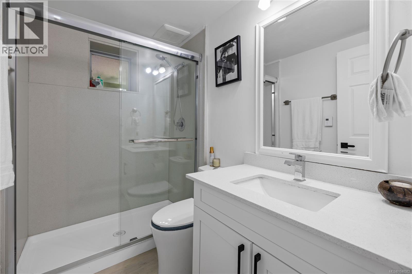 4975 Laguna Way - Image 28