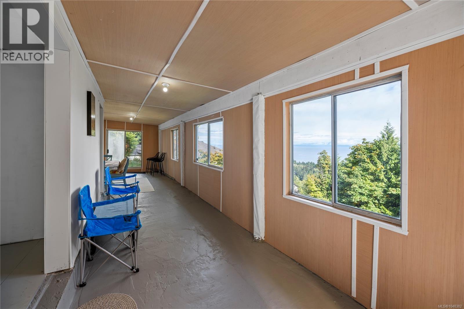 4975 Laguna Way - Image 48
