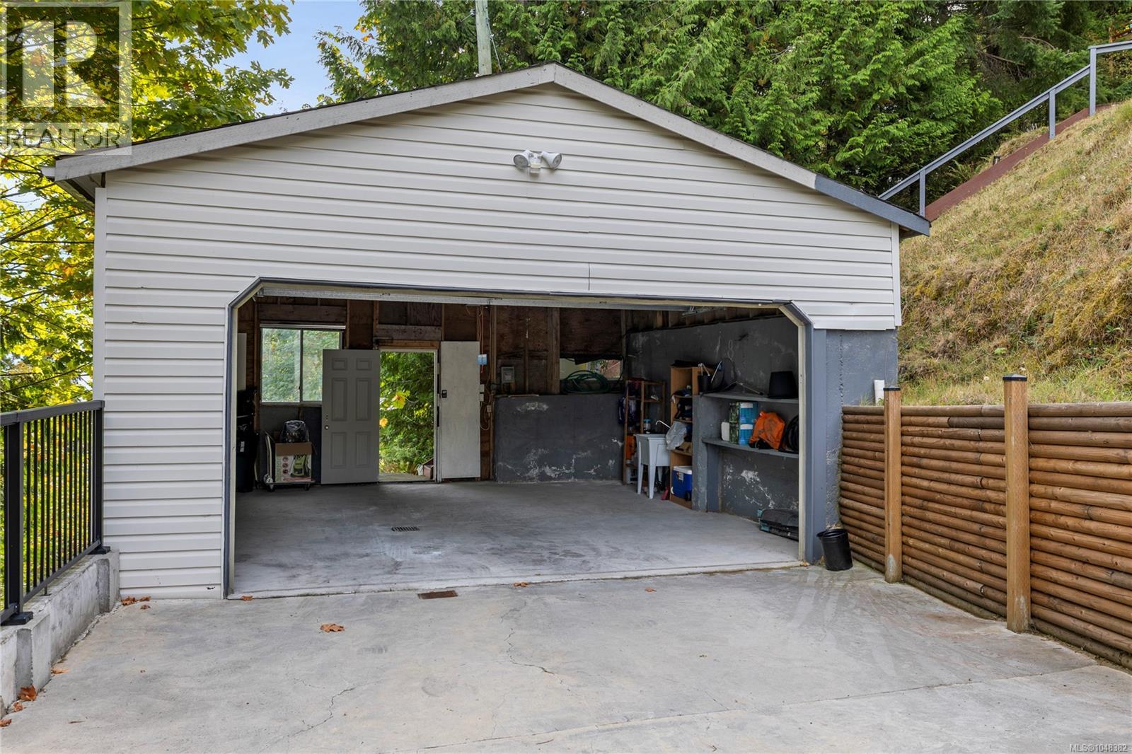 4975 Laguna Way - 58