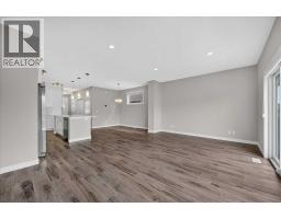 4pc Bathroom - 97 Seton Manor Se, Calgary, AB T3M2V2 Photo 13