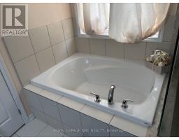 28 Dulverton Drive, Brampton, ON L7A0P3 Photo 16