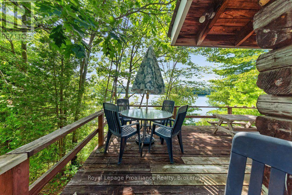 125 MAZINAW LAKE BOAT ACCESS - 23