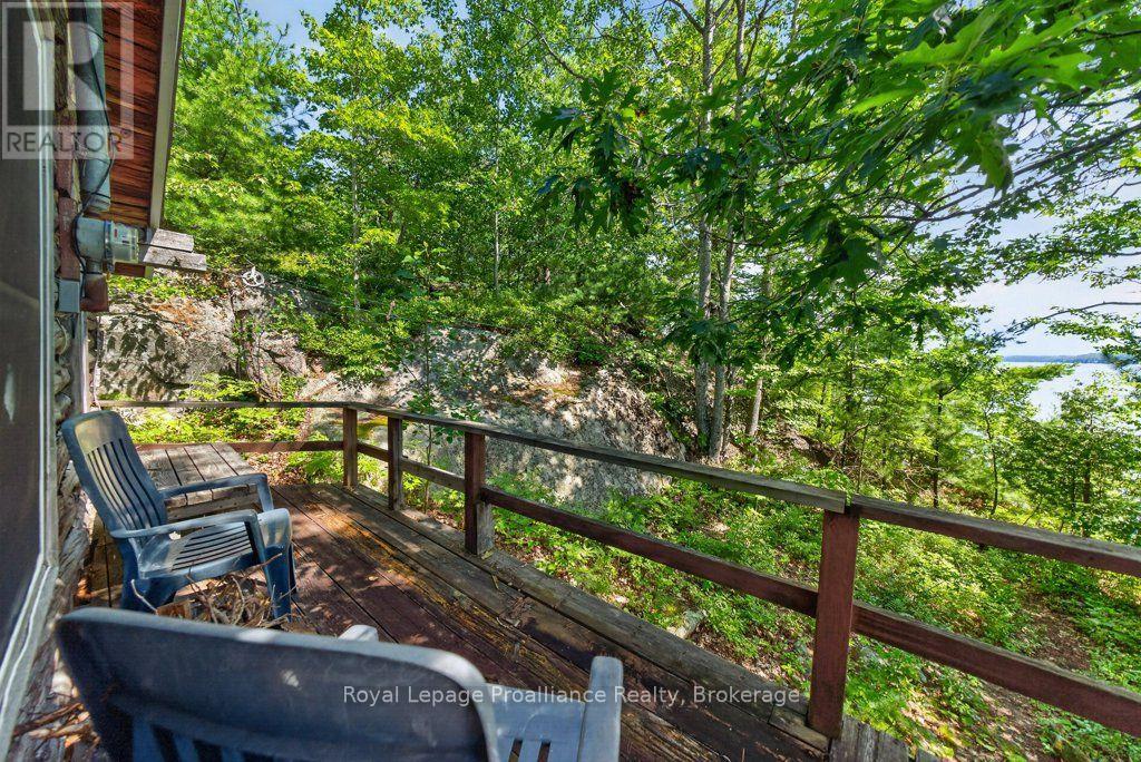 125 MAZINAW LAKE BOAT ACCESS - 24