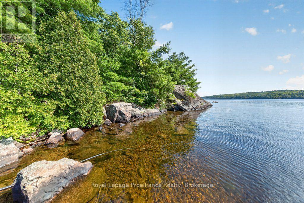 125 MAZINAW LAKE BOAT ACCESS - 39