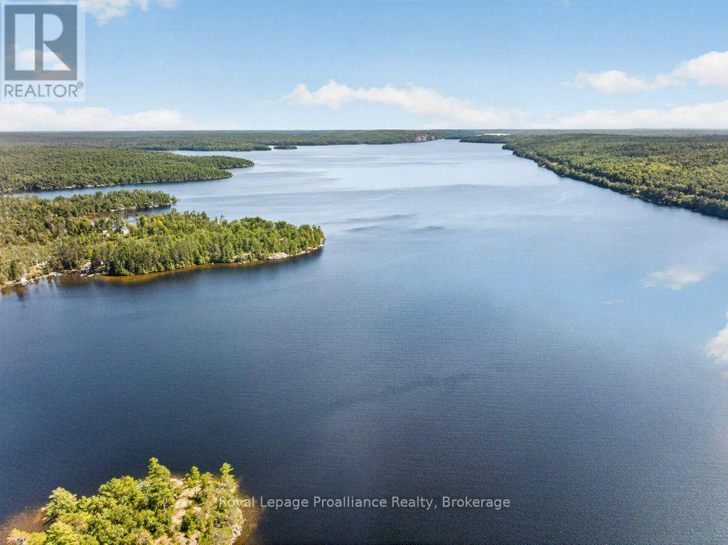 125 MAZINAW LAKE BOAT ACCESS - 47