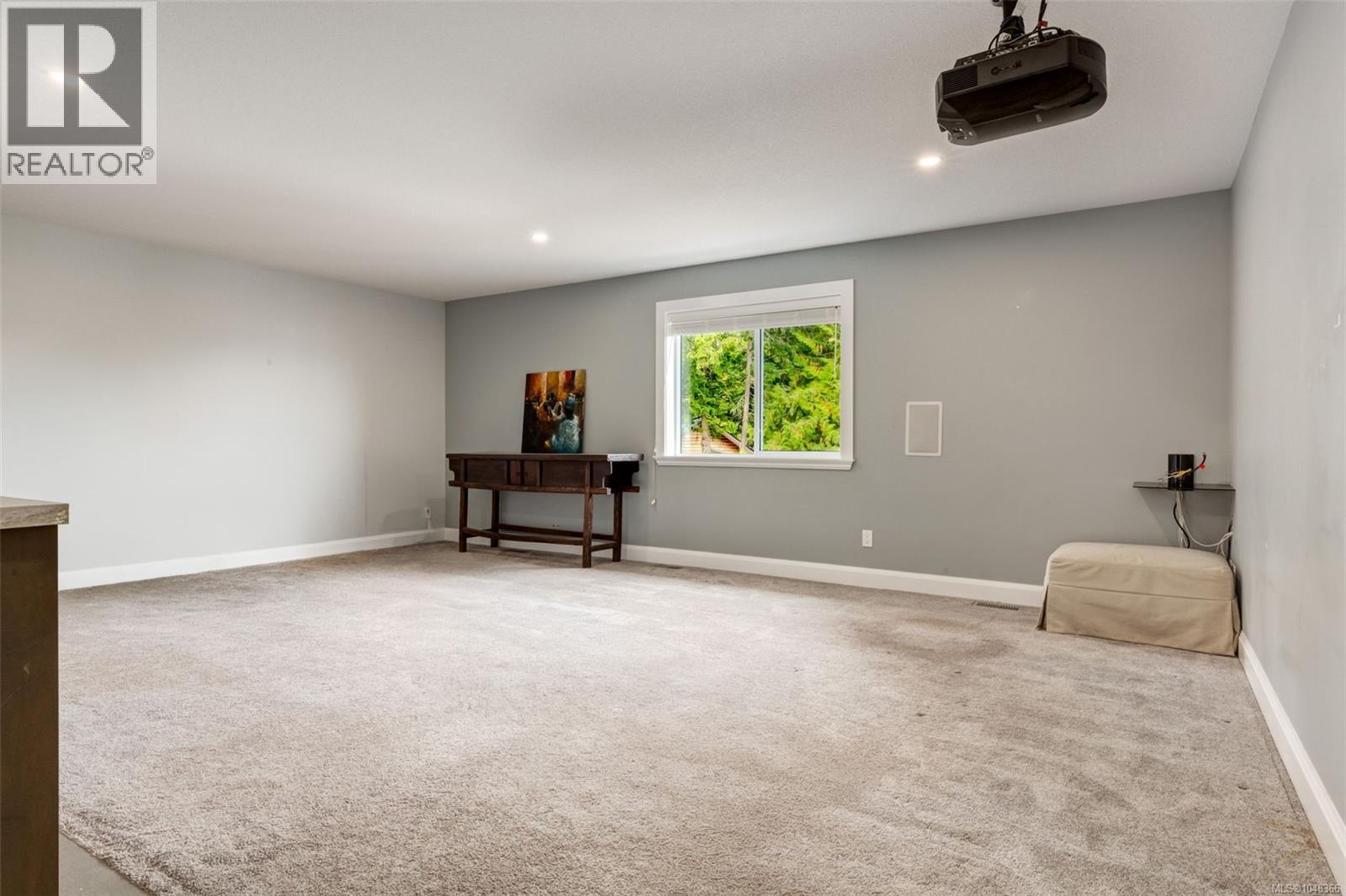 3112 Dolphin Dr - 28
