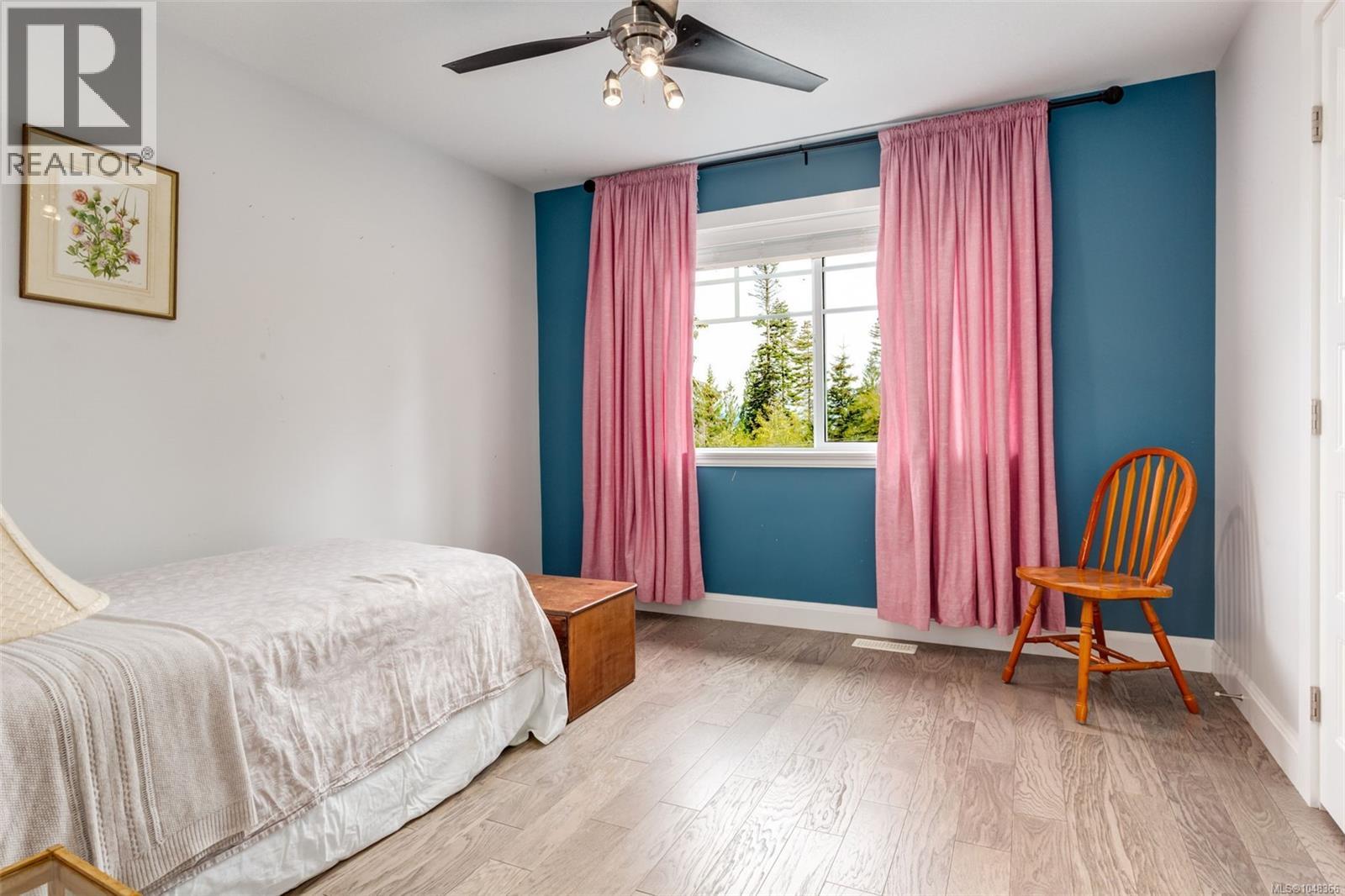 3112 Dolphin Dr - 30