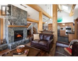 9503 Emerald Drive, Whistler, BC V8E0G5 Photo 6