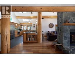 9503 Emerald Drive, Whistler, BC V8E0G5 Photo 7