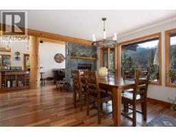 9503 Emerald Drive, Whistler, BC V8E0G5 Photo 8
