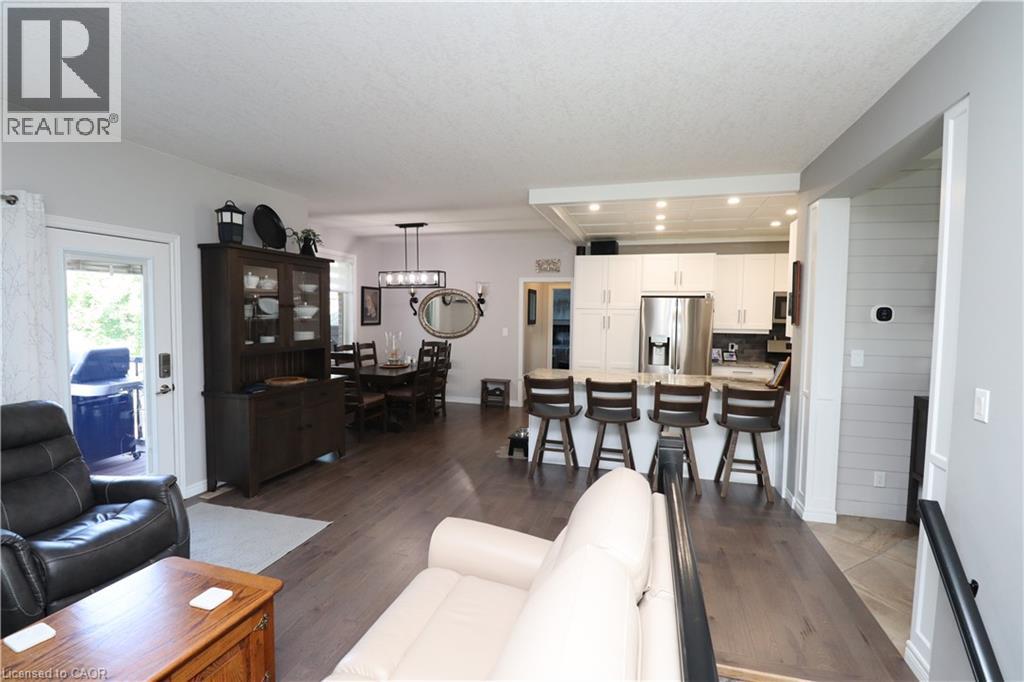 42 GRAYDON Drive - Image 13