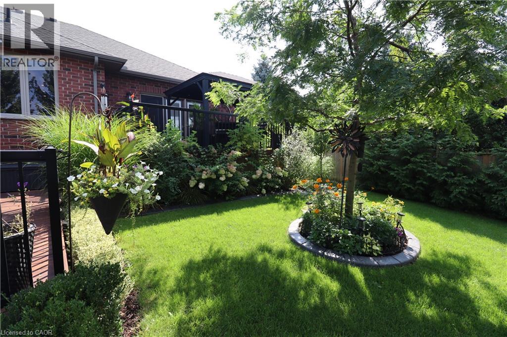 42 GRAYDON Drive - Image 42