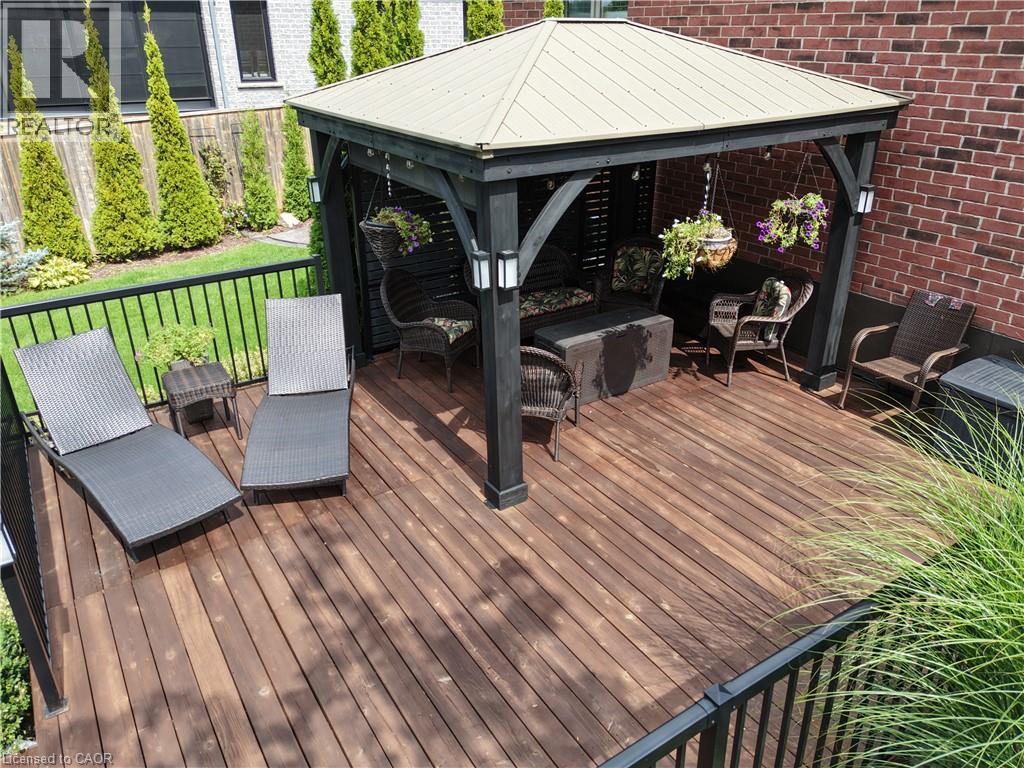 42 GRAYDON Drive - Image 32