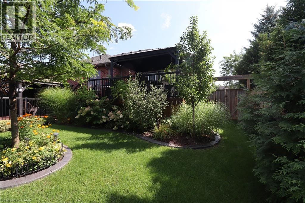 42 GRAYDON Drive - Image 43